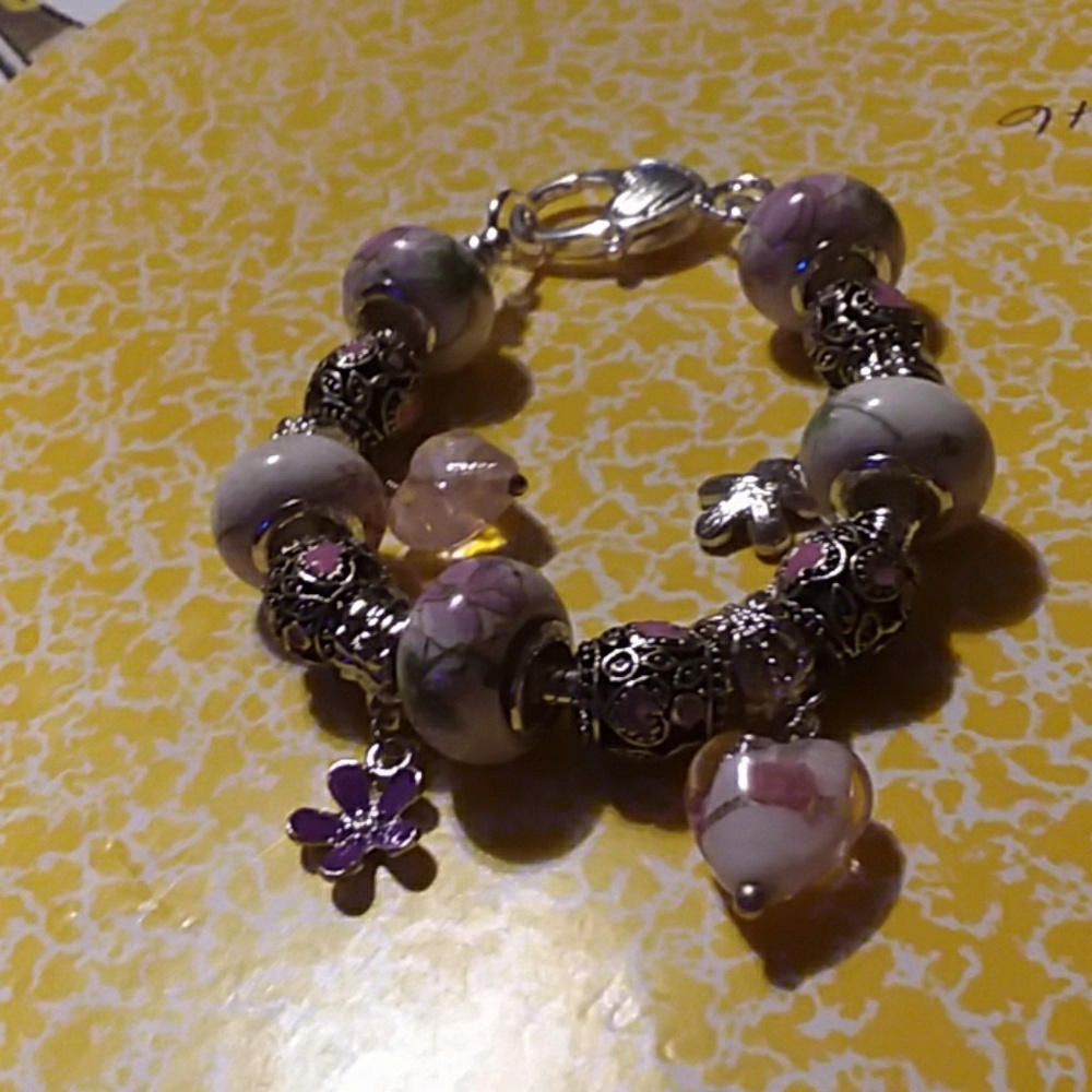 HANDMADE BRACELET - Picture 3 of 3